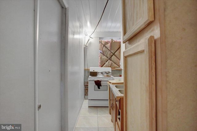 970 LEIDIG DR, Chambersburg, PA 17201