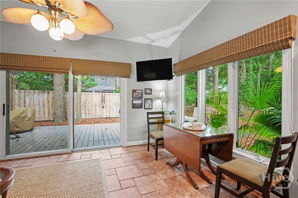 Image 10 of property listing at 7 Noble Jones Lane, Savannah, GA 31411