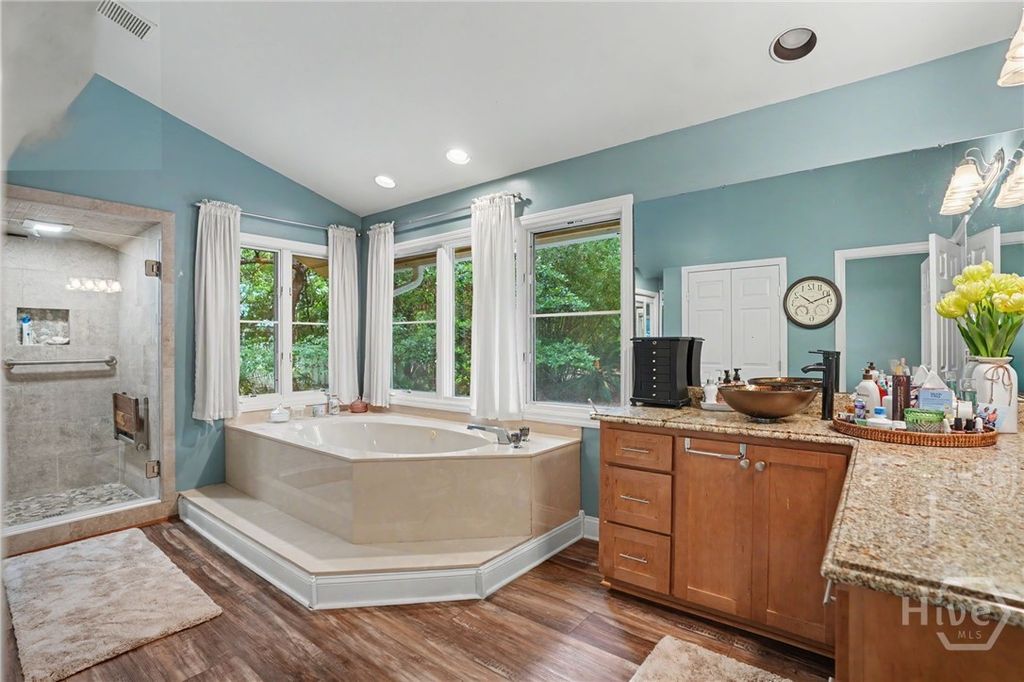Image 15 of property listing at 7 Noble Jones Lane, Savannah, GA 31411