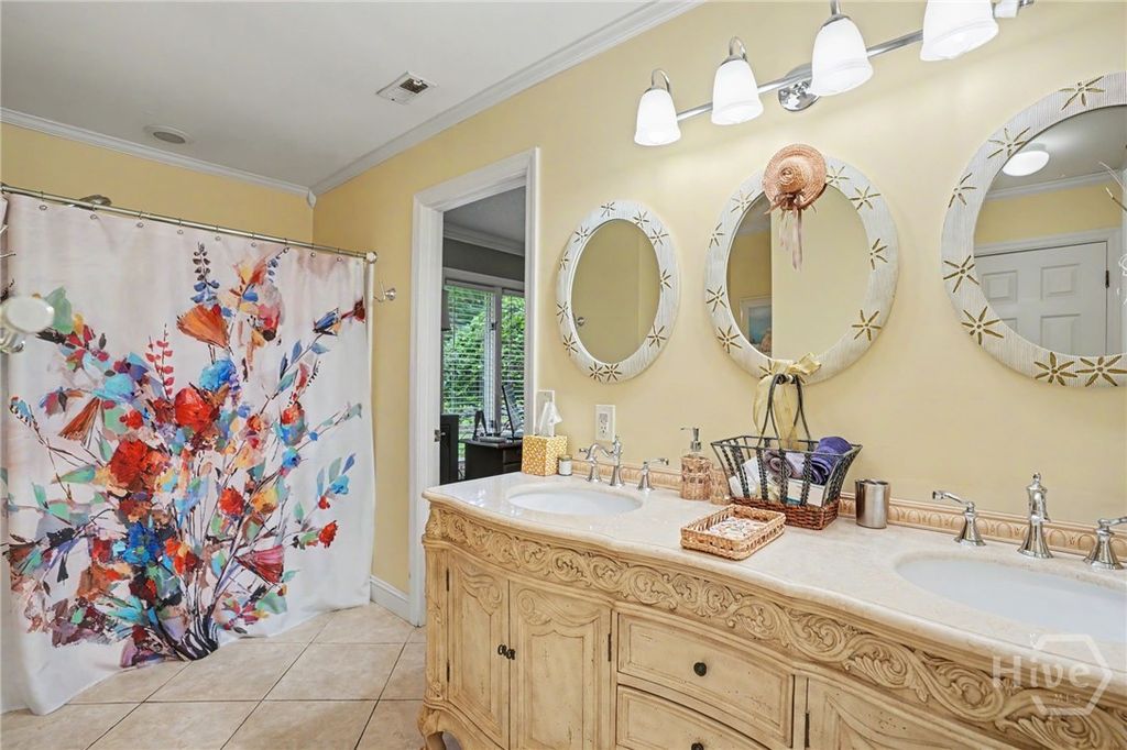 Image 19 of property listing at 7 Noble Jones Lane, Savannah, GA 31411