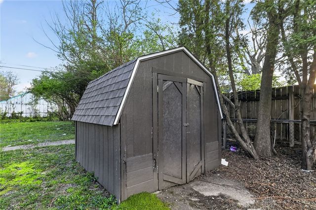 3713 El Paso Avenue, Harrison Twp, OH 45406