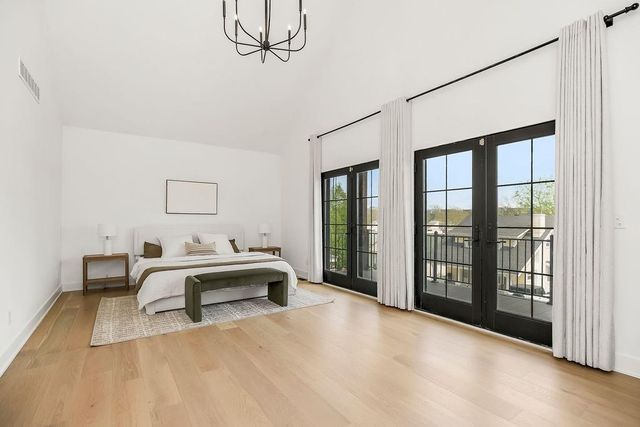 4536 Mercier Street, Kansas City, MO 64111