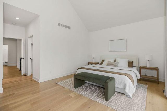 4536 Mercier Street, Kansas City, MO 64111