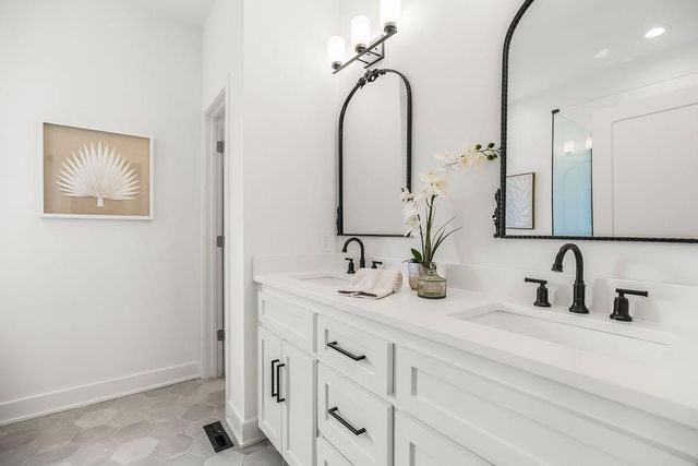 4536 Mercier Street, Kansas City, MO 64111