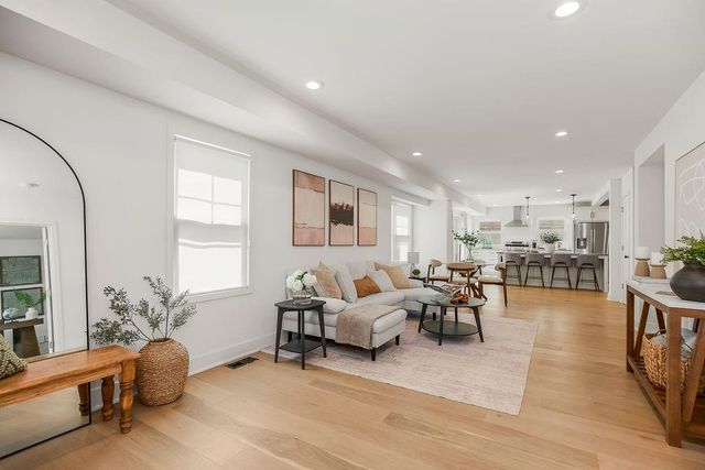 4536 Mercier Street, Kansas City, MO 64111