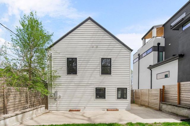 4536 Mercier Street, Kansas City, MO 64111