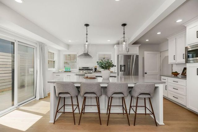 4536 Mercier Street, Kansas City, MO 64111