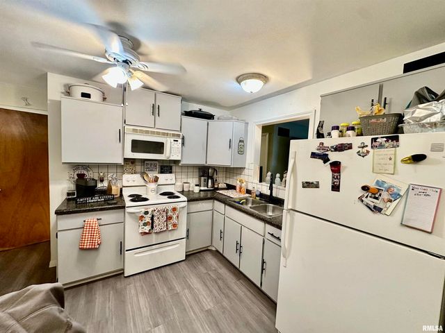 7 VISTA Court, Davenport, IA 52806