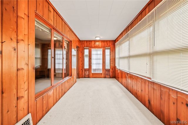 121 60th Street, Niagara Falls, NY 14304