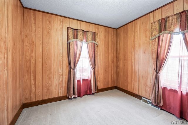 121 60th Street, Niagara Falls, NY 14304