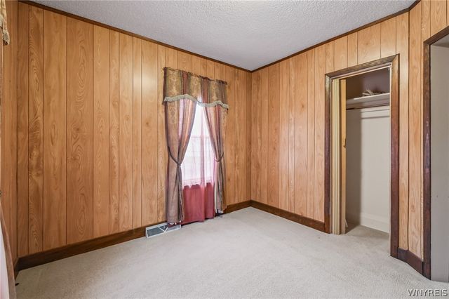 121 60th Street, Niagara Falls, NY 14304