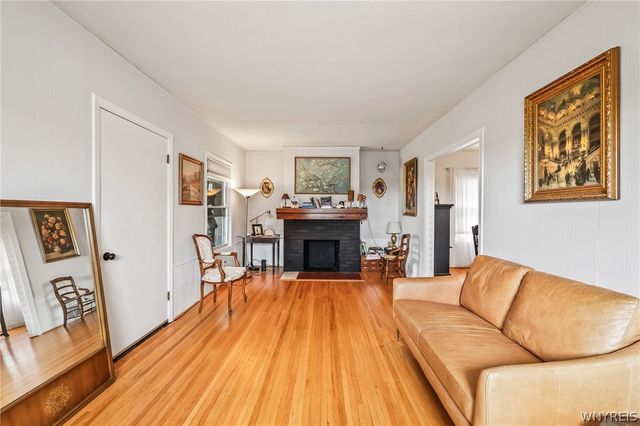 121 60th Street, Niagara Falls, NY 14304