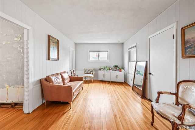 121 60th Street, Niagara Falls, NY 14304