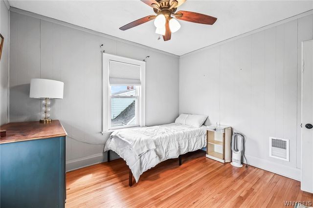121 60th Street, Niagara Falls, NY 14304