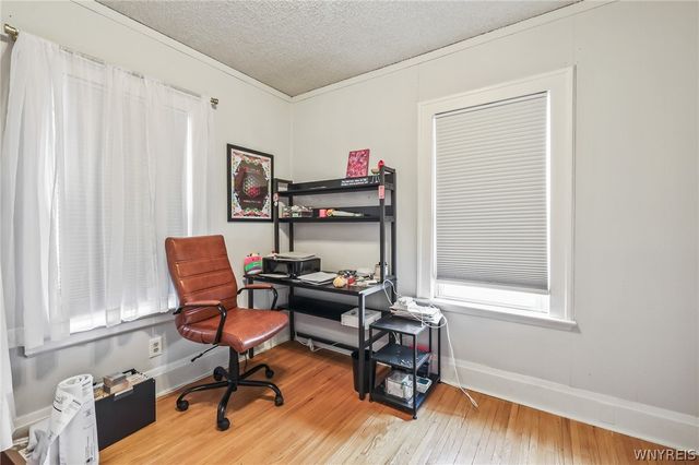 121 60th Street, Niagara Falls, NY 14304