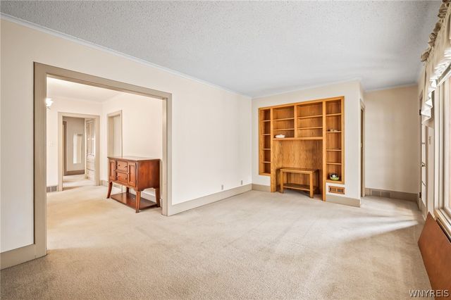121 60th Street, Niagara Falls, NY 14304