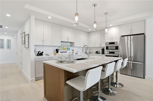 4142 Bay Beach LN 502, Fort Myers Beach, FL 33931