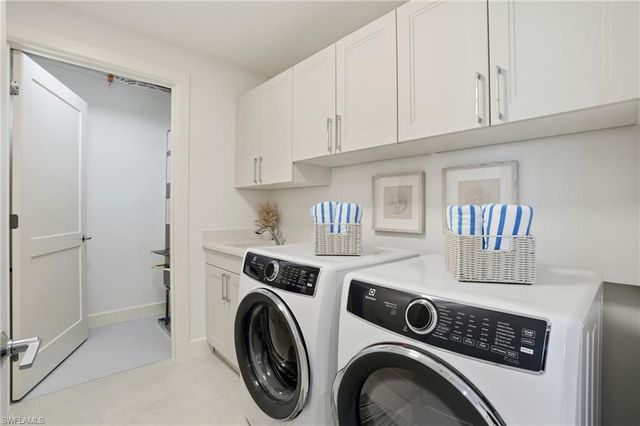 4142 Bay Beach LN 502, Fort Myers Beach, FL 33931