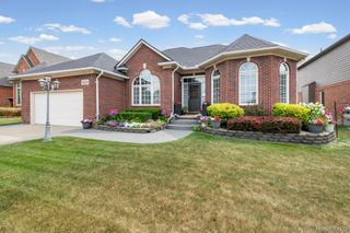 56334 Birkdale Drive, Macomb Township, MI 48042