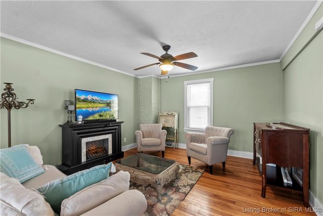 7124 High Street, Floyds Knobs, IN 47119