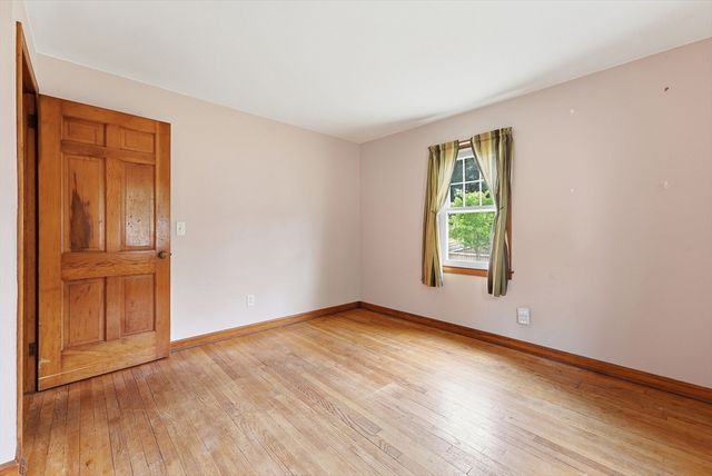 14 Duggan Circle, Springfield, MA 01119