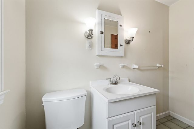 14 Duggan Circle, Springfield, MA 01119