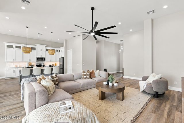 3369 W JOSIAH Trail, Queen Creek, AZ 85142