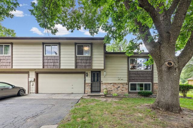 5533 Aldrich Drive N, Brooklyn Center, MN 55430