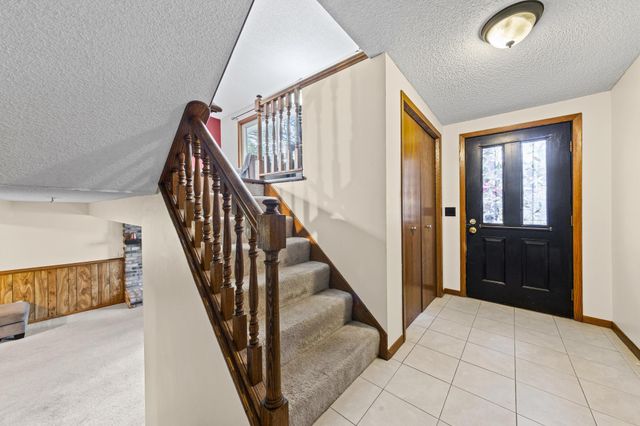5533 Aldrich Drive N, Brooklyn Center, MN 55430