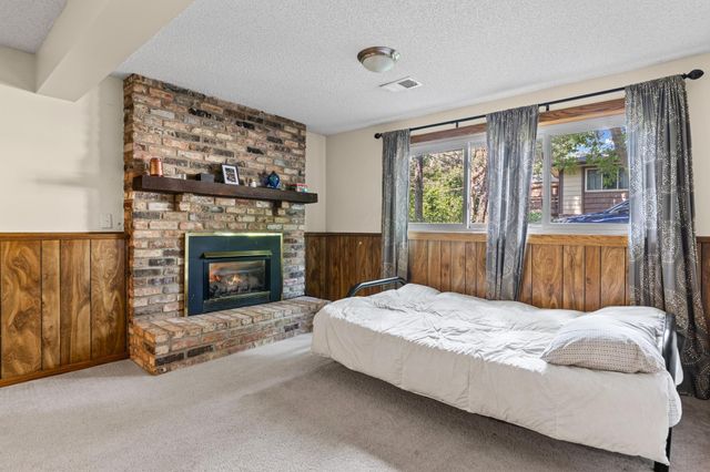5533 Aldrich Drive N, Brooklyn Center, MN 55430