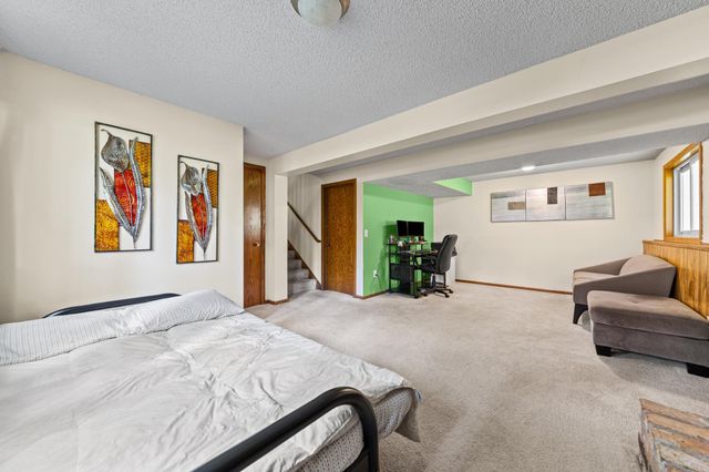 5533 Aldrich Drive N, Brooklyn Center, MN 55430