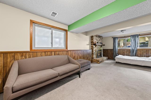 5533 Aldrich Drive N, Brooklyn Center, MN 55430