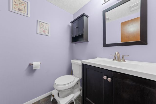 5533 Aldrich Drive N, Brooklyn Center, MN 55430