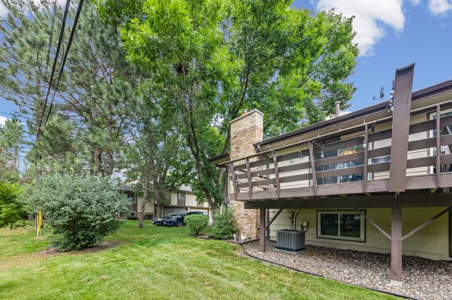 5533 Aldrich Drive N, Brooklyn Center, MN 55430