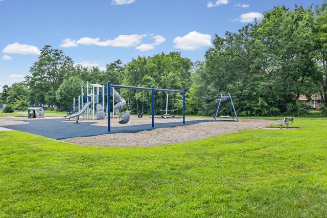 5533 Aldrich Drive N, Brooklyn Center, MN 55430