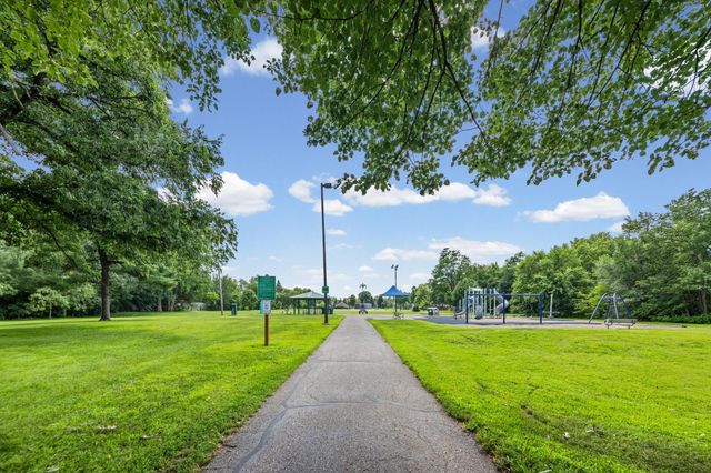 5533 Aldrich Drive N, Brooklyn Center, MN 55430