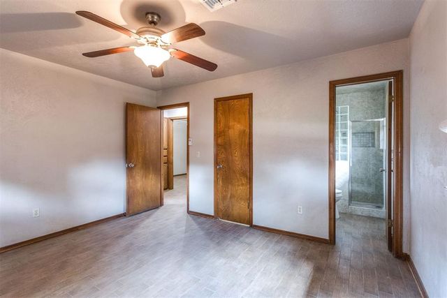 704 Vick Circle, Yukon, OK 73099