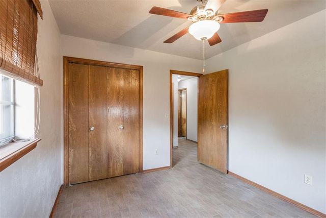 704 Vick Circle, Yukon, OK 73099