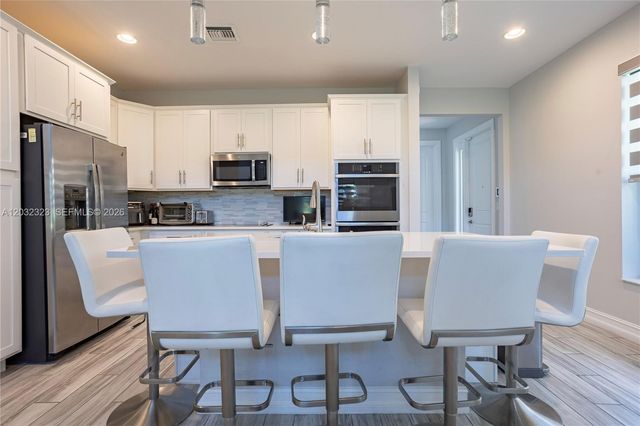 10069 Brickhill Dr 10069, Boca Raton, FL 33428