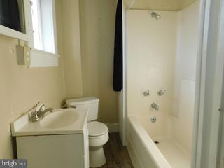 413-1/2 E CORK ST, Winchester, VA 22601
