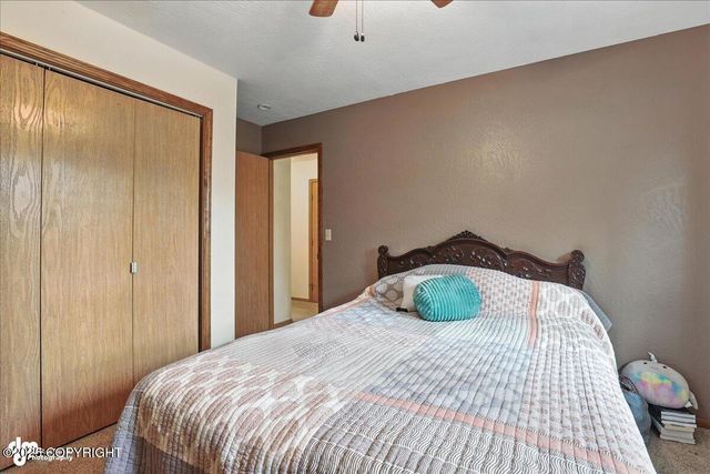 3413 Grissom Circle, Anchorage, AK 99517