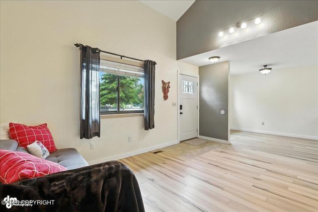 3413 Grissom Circle, Anchorage, AK 99517