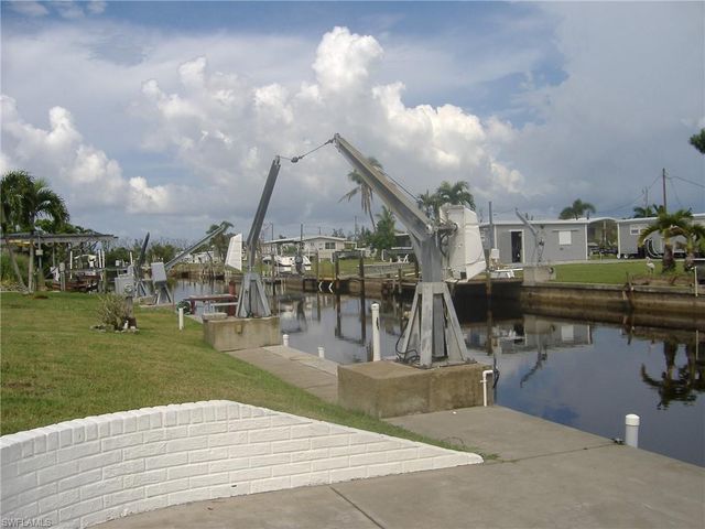 4932 Gulfgate LN, St. James City, FL 33956