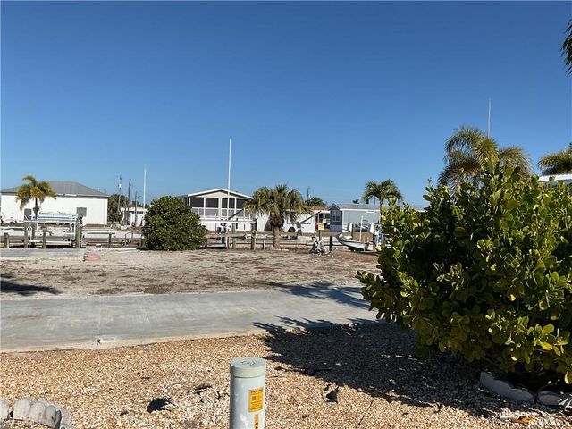 4932 Gulfgate LN, St. James City, FL 33956