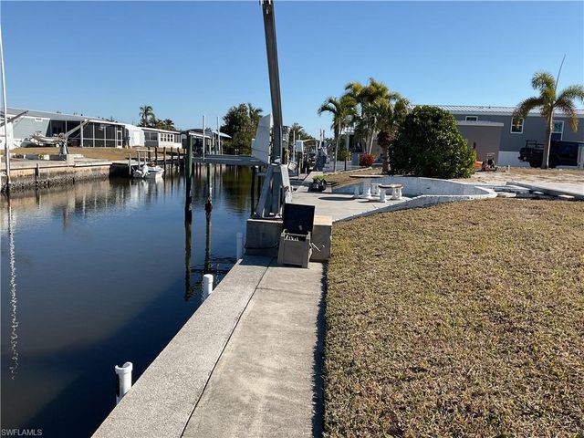 4932 Gulfgate LN, St. James City, FL 33956