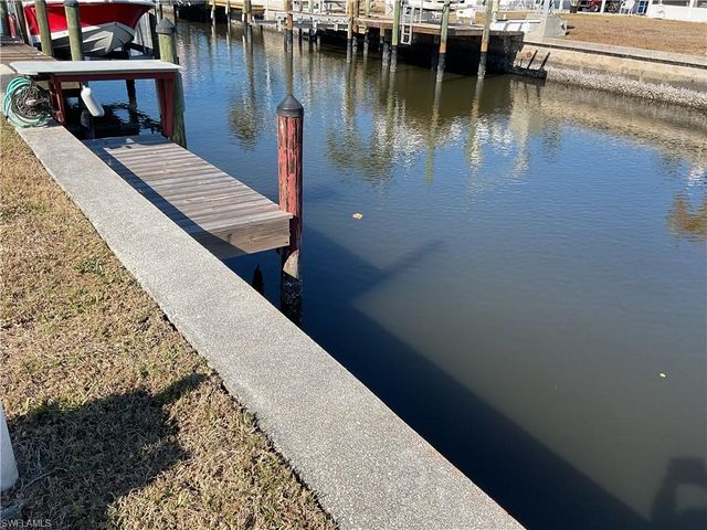 4932 Gulfgate LN, St. James City, FL 33956