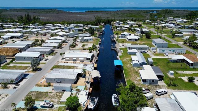 4932 Gulfgate LN, St. James City, FL 33956