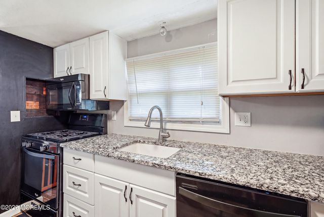 703 Buena Vista Road, Forked River, NJ 08731