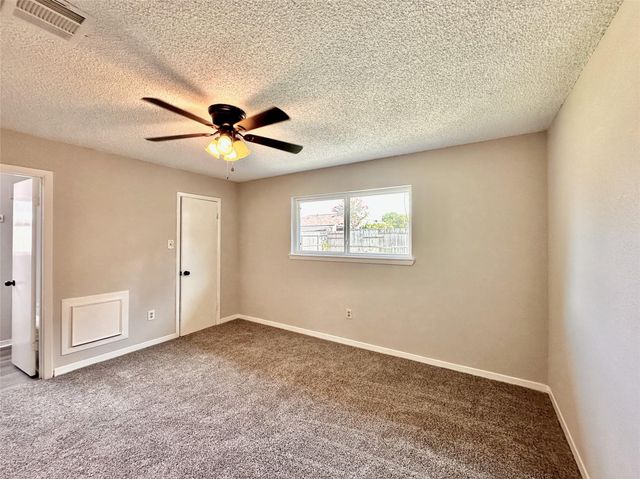 7002 Sandswept Lane, Houston, TX 77086