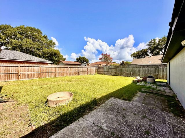 7002 Sandswept Lane, Houston, TX 77086